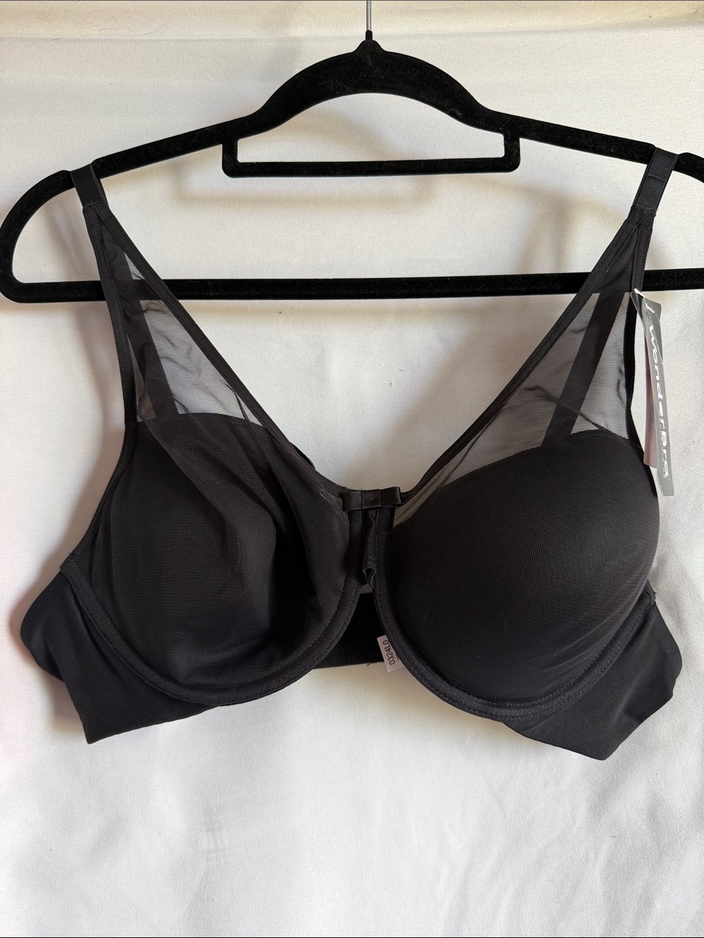 Wonderbra Black Mesh Panel Underwire Bra